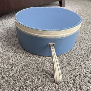 Vintage Blue Travins Hat Box Round Zippered Travel Luggage Train Case w/ Mirror